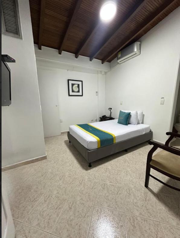 Hotel Lukas Μεντεγίν Εξωτερικό φωτογραφία