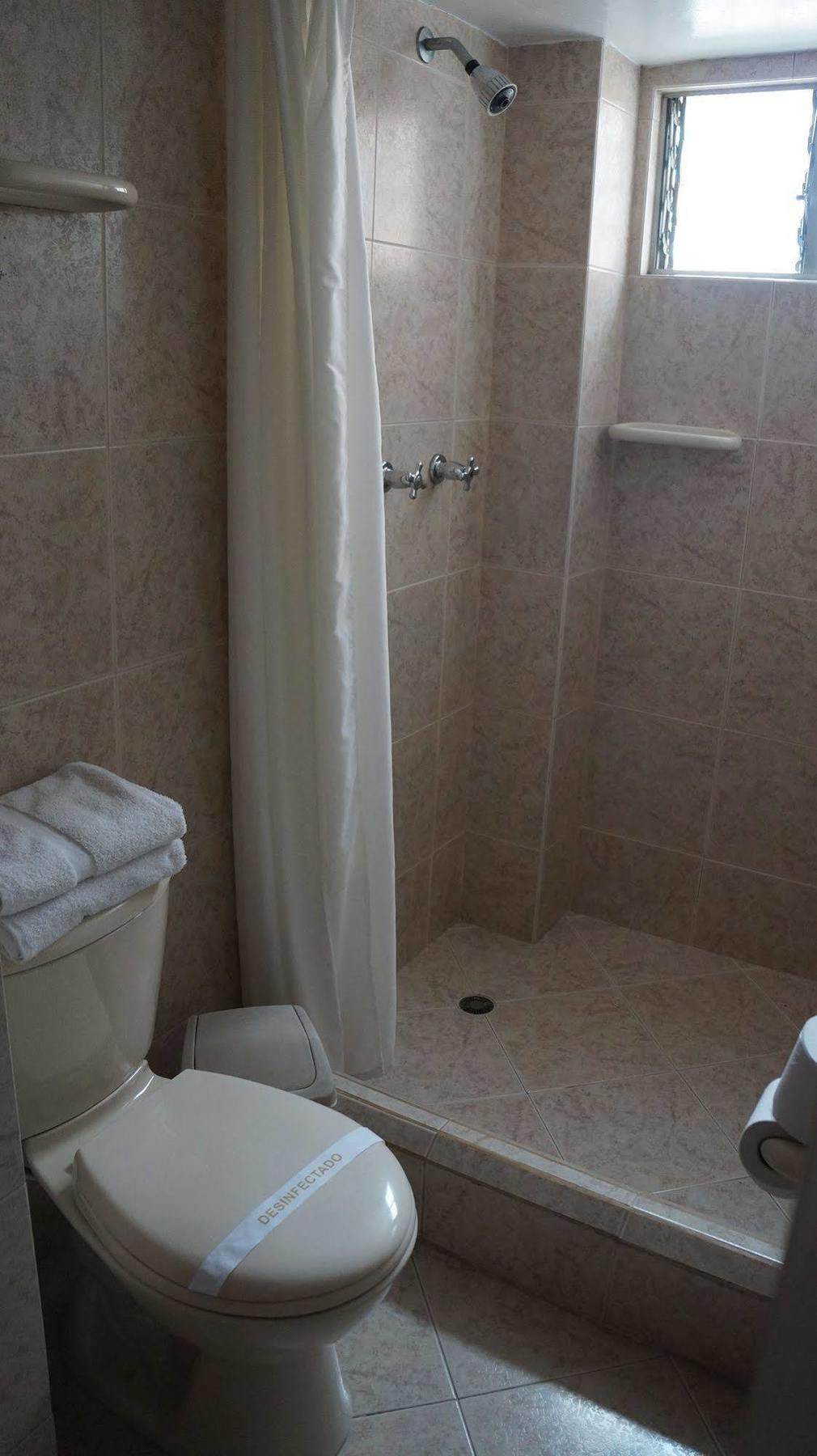 Hotel Lukas Μεντεγίν Εξωτερικό φωτογραφία